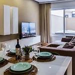 Duplex Maisonette With Jacuzzi By Arco Collection Апартаменты Слима