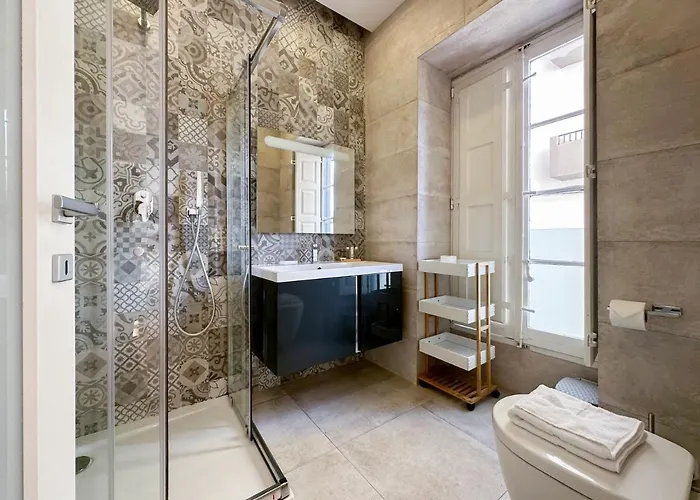 Duplex Maisonette With Jacuzzi By Arco Collection