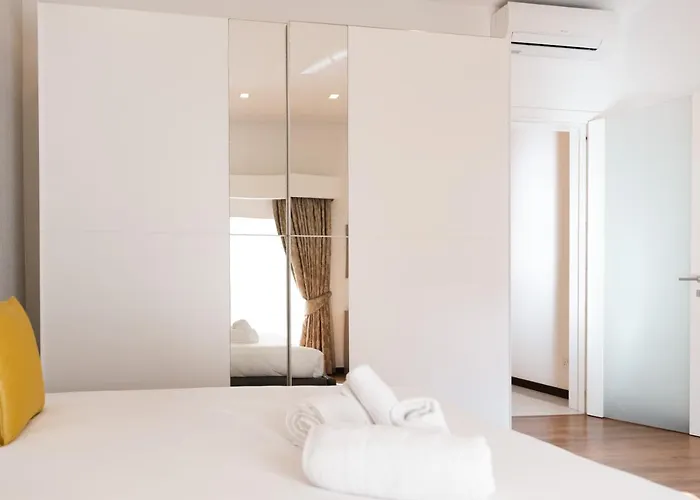 Duplex Maisonette With Jacuzzi By Arco Collection