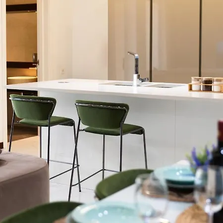 Duplex Maisonette With Jacuzzi By Arco Collection Sliema
