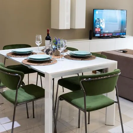 Апартаменты Duplex Maisonette With Jacuzzi By Arco Collection Слима