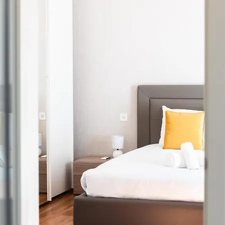 Duplex Maisonette With Jacuzzi By Arcobnb Apartman *