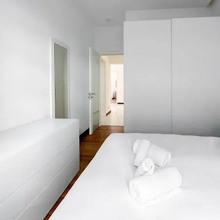 Duplex Maisonette With Jacuzzi By Arco Collection * Слима