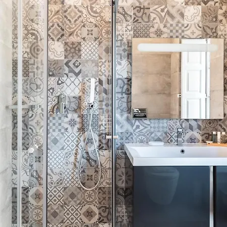Duplex Maisonette With Jacuzzi By Arcobnb