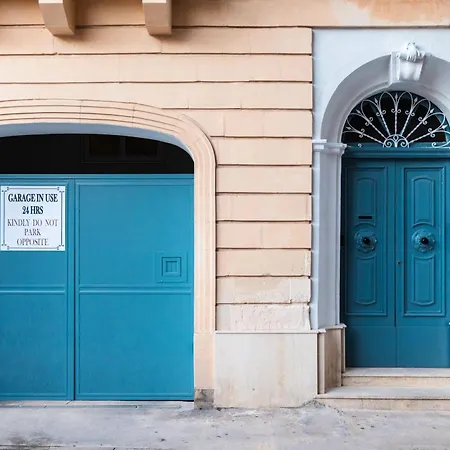 Duplex Maisonette With Jacuzzi By Arco Collection * Sliema