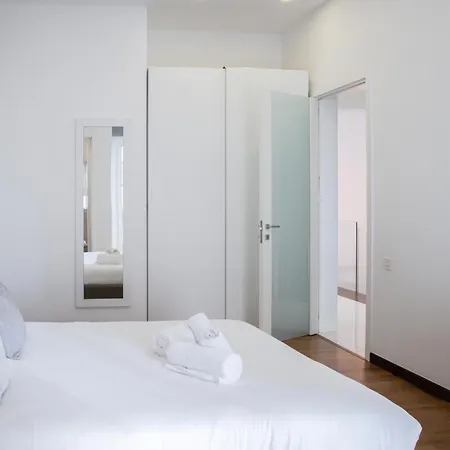 Duplex Maisonette With Jacuzzi By Arco Collection