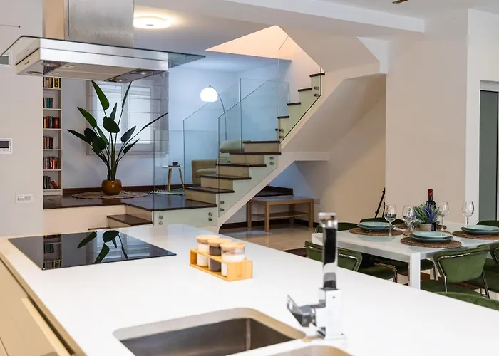 Duplex Maisonette With Jacuzzi By Arco Collection Apartament Sliema