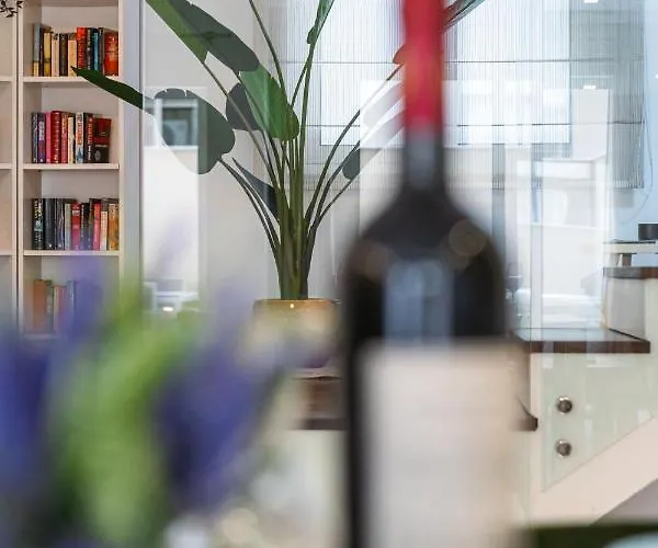 Duplex Maisonette With Jacuzzi By Arco Collection Appartamento Sliema