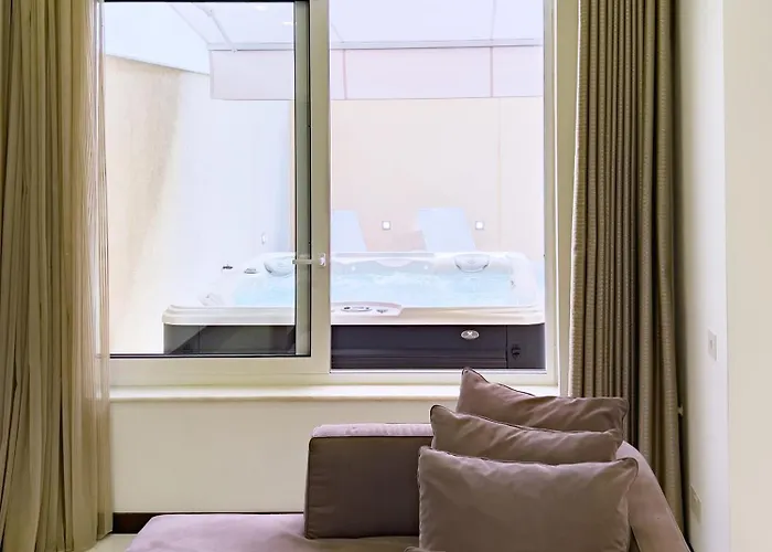 Appartamento Duplex Maisonette With Jacuzzi By Arco Collection Sliema