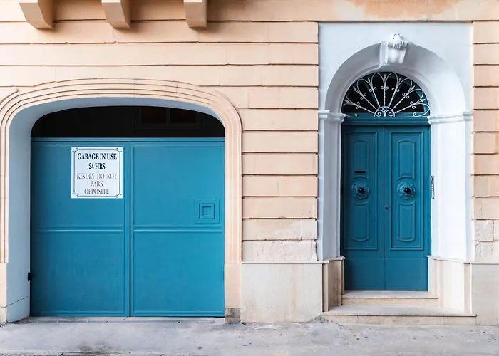 Duplex Maisonette With Jacuzzi By Arco Collection * Sliema