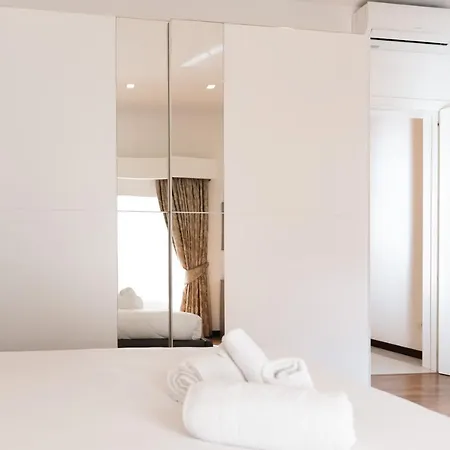 Duplex Maisonette With Jacuzzi By Arco Collection